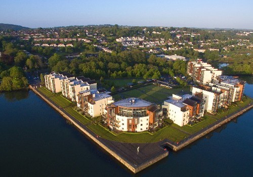 Aerial photograph showing main block at Hartys Quay Apartments